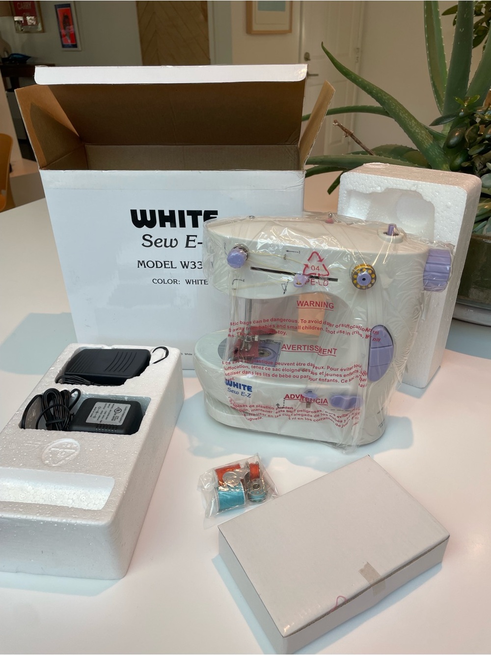 *NEW* Sew E-Z | Mini Sewing Machine Model W338W | White